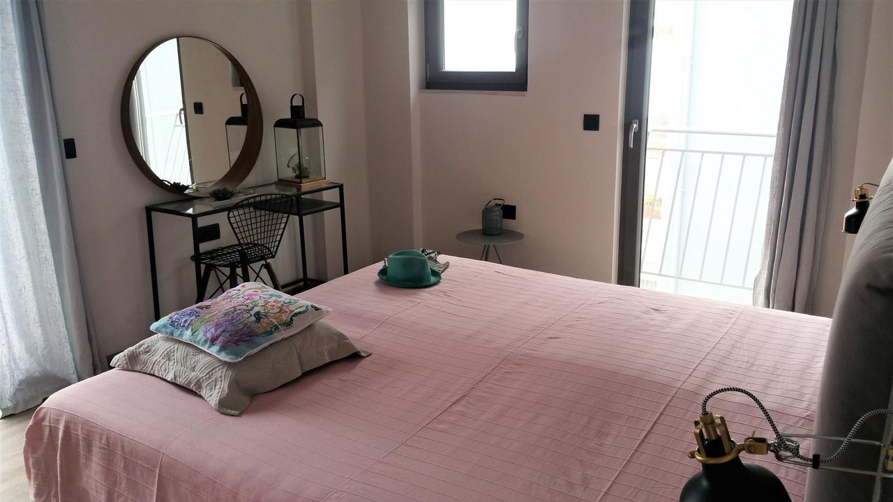 The Z Point Hotel Parga Exterior photo